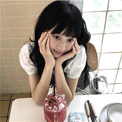 黄色